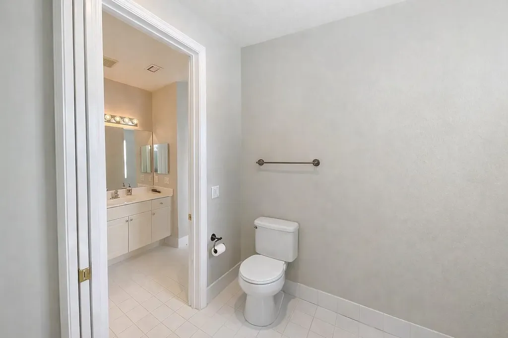 1381 Beacon Circle Wellington FL 33414