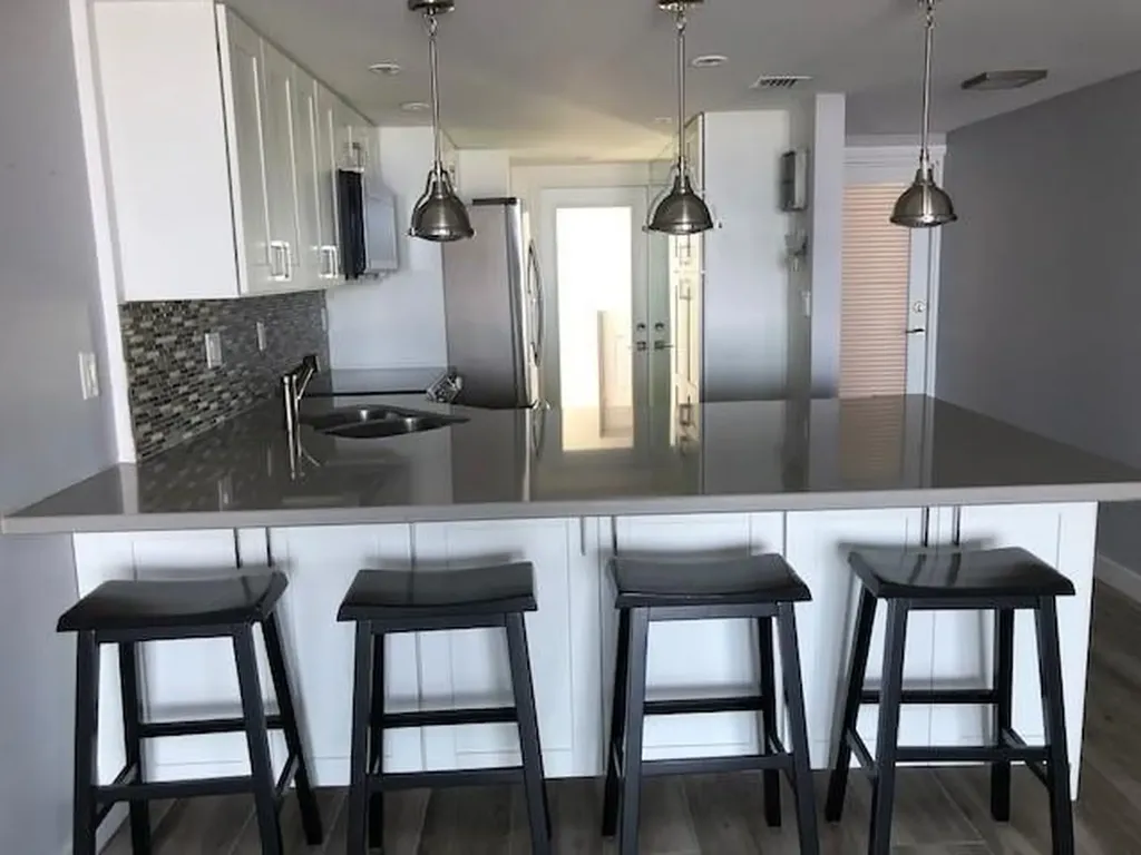 1609 N Riverside Drive Pompano Beach FL 33062