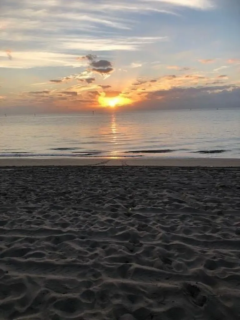 1609 N Riverside Drive Pompano Beach FL 33062
