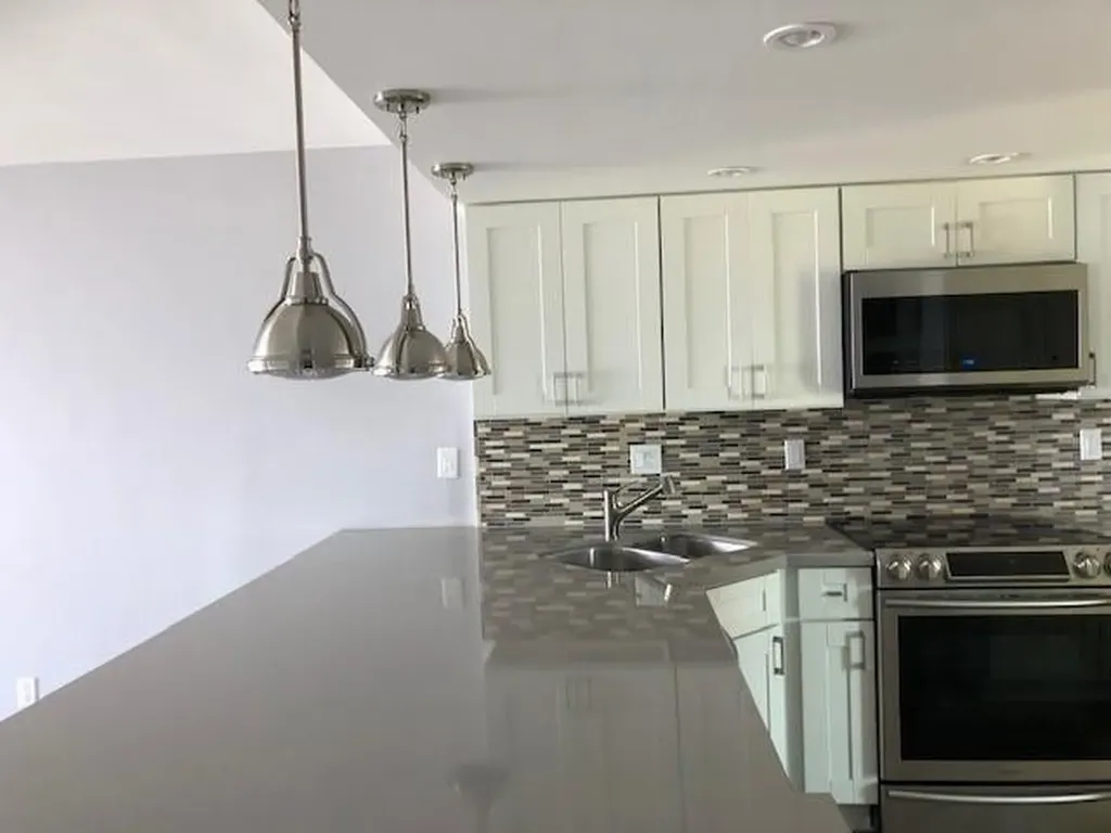 1609 N Riverside Drive Pompano Beach FL 33062