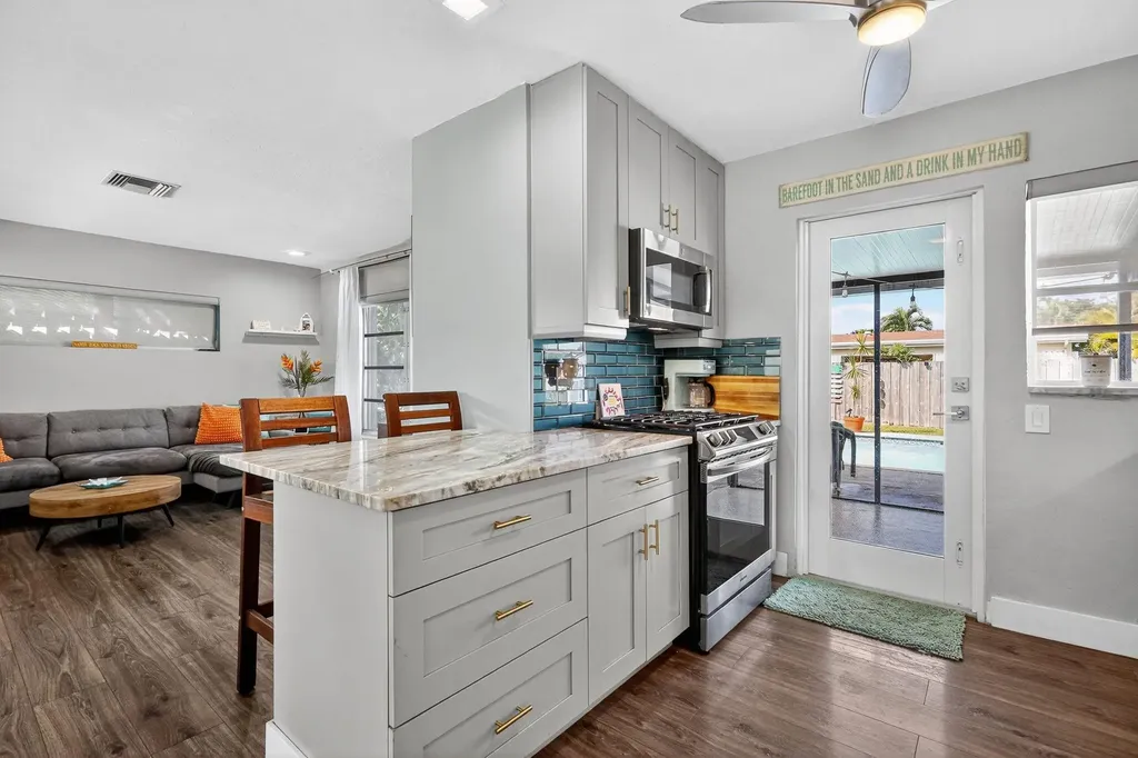 9471 Jamaica Drive Cutler Bay FL 33189