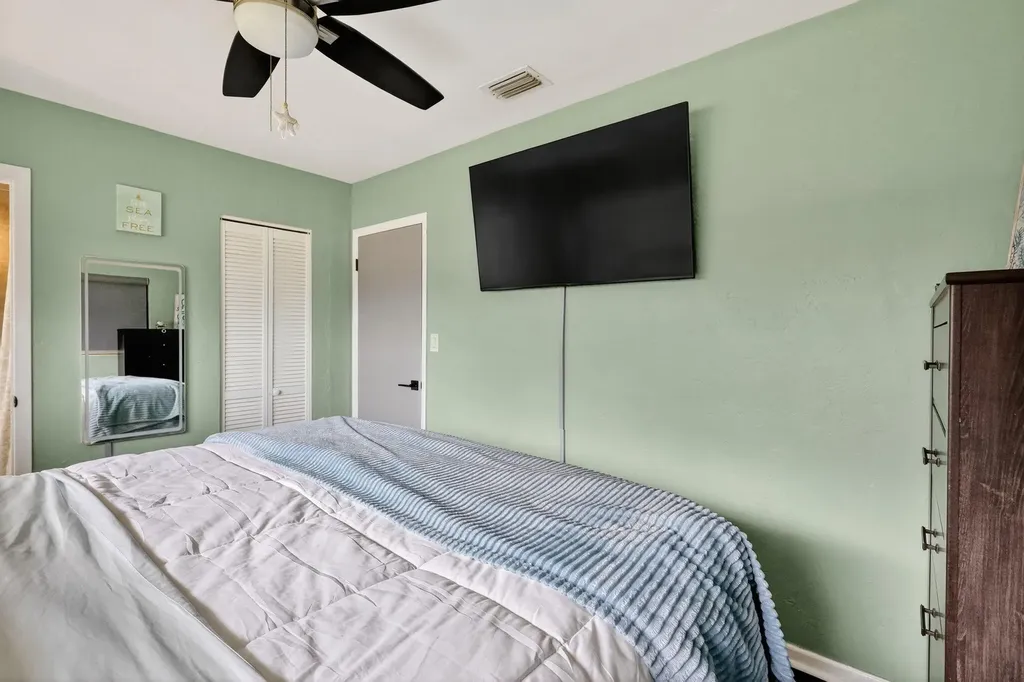 9471 Jamaica Drive Cutler Bay FL 33189