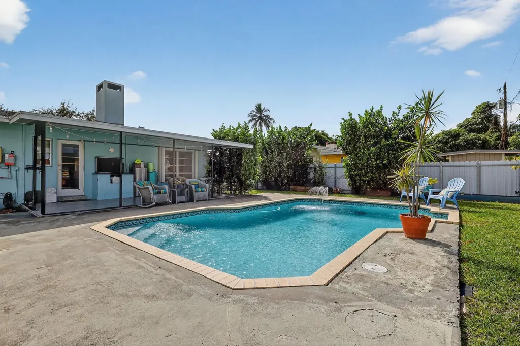 9471 Jamaica Drive Cutler Bay FL 33189
