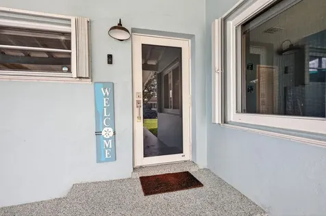 9471 Jamaica Drive Cutler Bay FL 33189