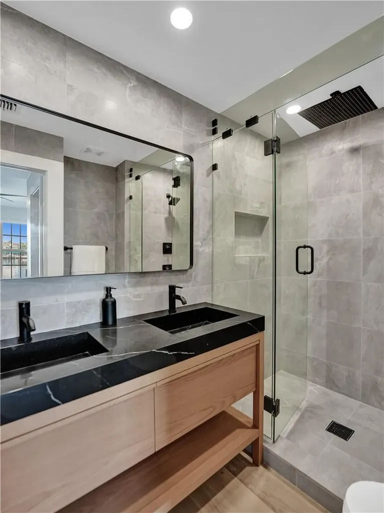 876 Jeffery Street Boca Raton FL 33487