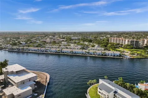 876 Jeffery Street Boca Raton FL 33487