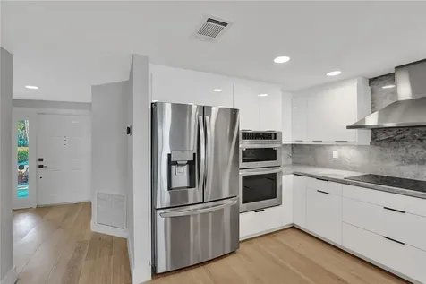 876 Jeffery Street Boca Raton FL 33487