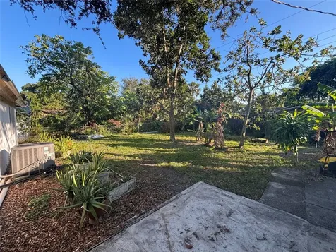 5630 Farragut Street Hollywood FL 33021
