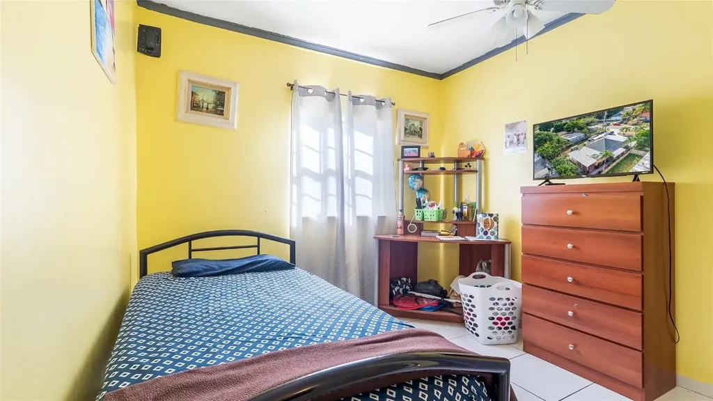 117 SW 1st Avenue Hallandale Beach FL 33009