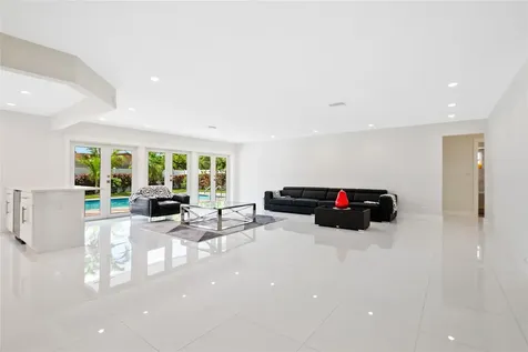 21100 Highland Lakes Boulevard Miami FL 33179