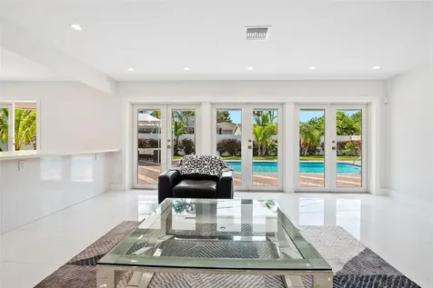 21100 Highland Lakes Boulevard Miami FL 33179
