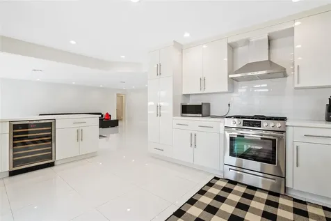 21100 Highland Lakes Boulevard Miami FL 33179