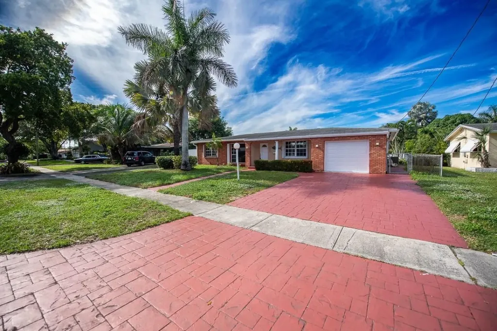 1501 SW 57th Avenue Plantation FL 33317