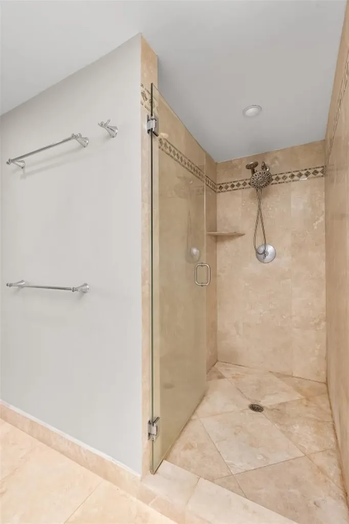 45 Hendricks Isle Fort Lauderdale FL 33301