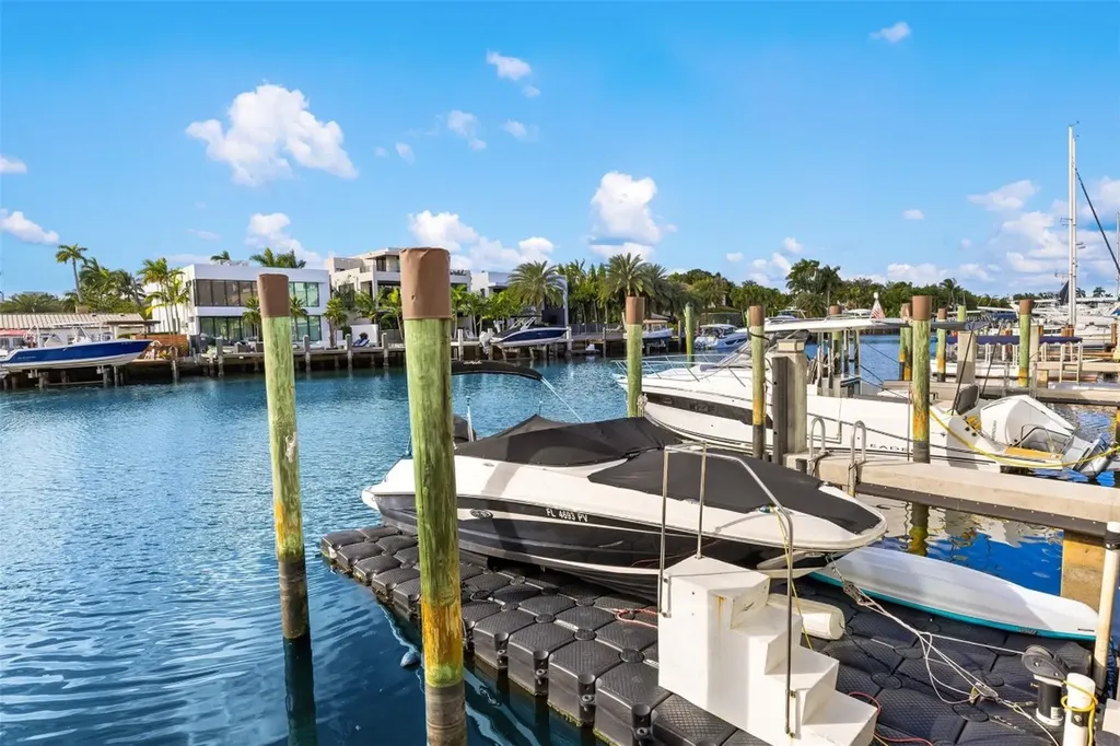 45 Hendricks Isle Fort Lauderdale FL 33301