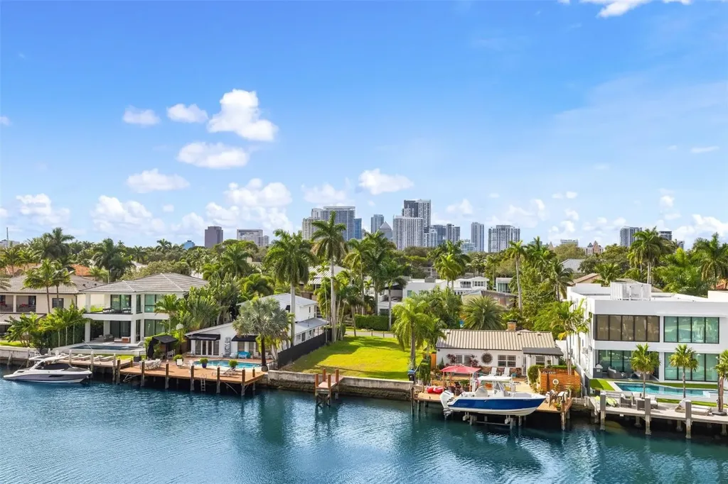 45 Hendricks Isle Fort Lauderdale FL 33301