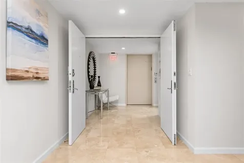 45 Hendricks Isle Fort Lauderdale FL 33301