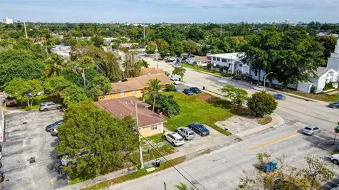Xxxx NW 11th Street Fort Lauderdale FL 33311