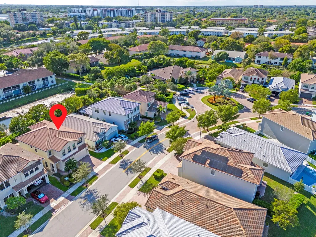 8870 NW 37th Drive Coral Springs FL 33065