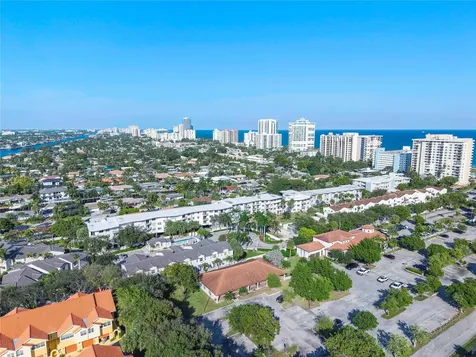 1967 S Ocean Boulevard Lauderdale By The Sea FL 33062