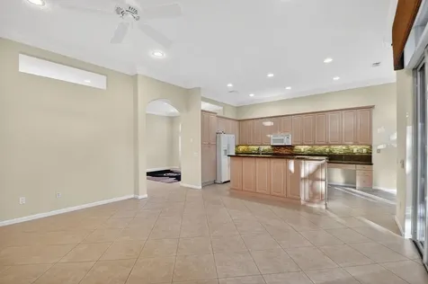 8266 Sandpiper Glen Drive Lake Worth FL 33467