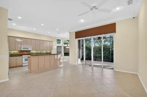 8266 Sandpiper Glen Drive Lake Worth FL 33467