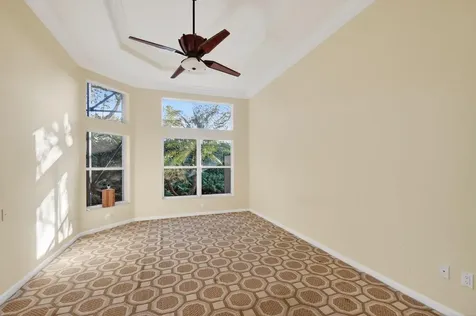 8266 Sandpiper Glen Drive Lake Worth FL 33467