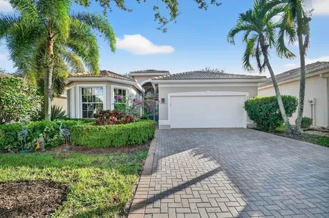8266 Sandpiper Glen Drive Lake Worth FL 33467
