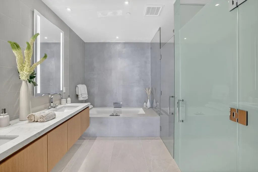 2311 SE 17th Street Fort Lauderdale FL 33316
