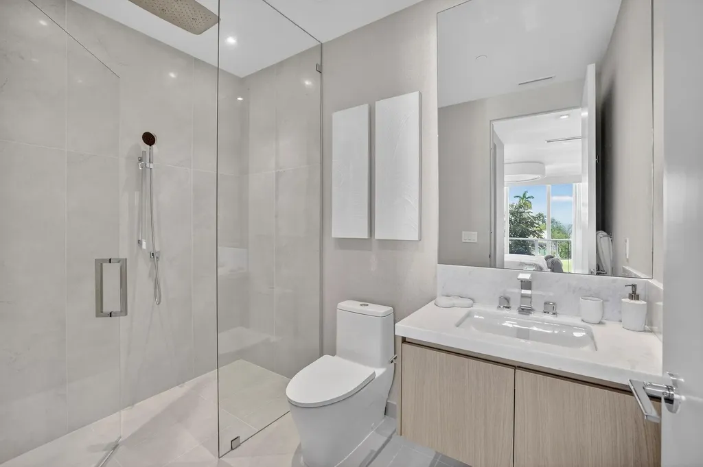 2311 SE 17th Street Fort Lauderdale FL 33316