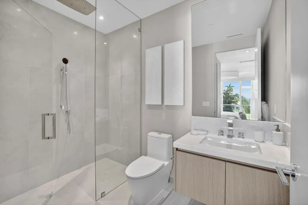 2311 SE 17th Street Fort Lauderdale FL 33316