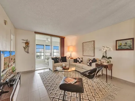 14527 Bonaire Boulevard Delray Beach FL 33446