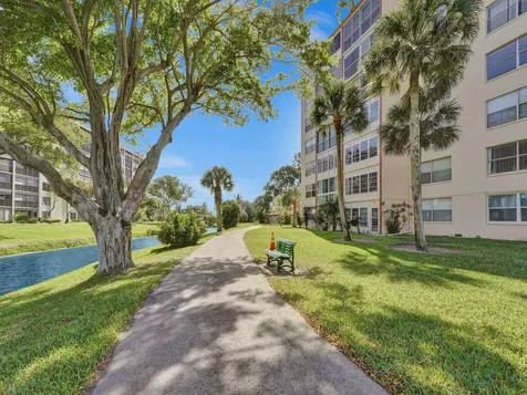 14527 Bonaire Boulevard Delray Beach FL 33446