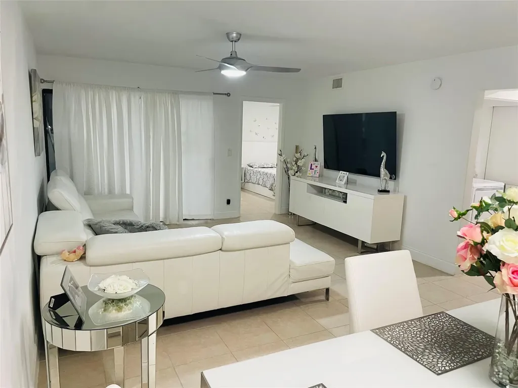 8745 Shadow Wood Boulevard Coral Springs FL 33071
