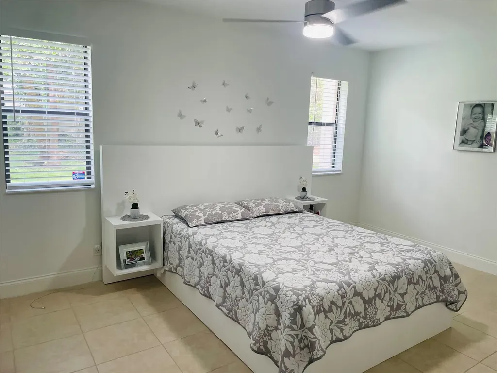 8745 Shadow Wood Boulevard Coral Springs FL 33071