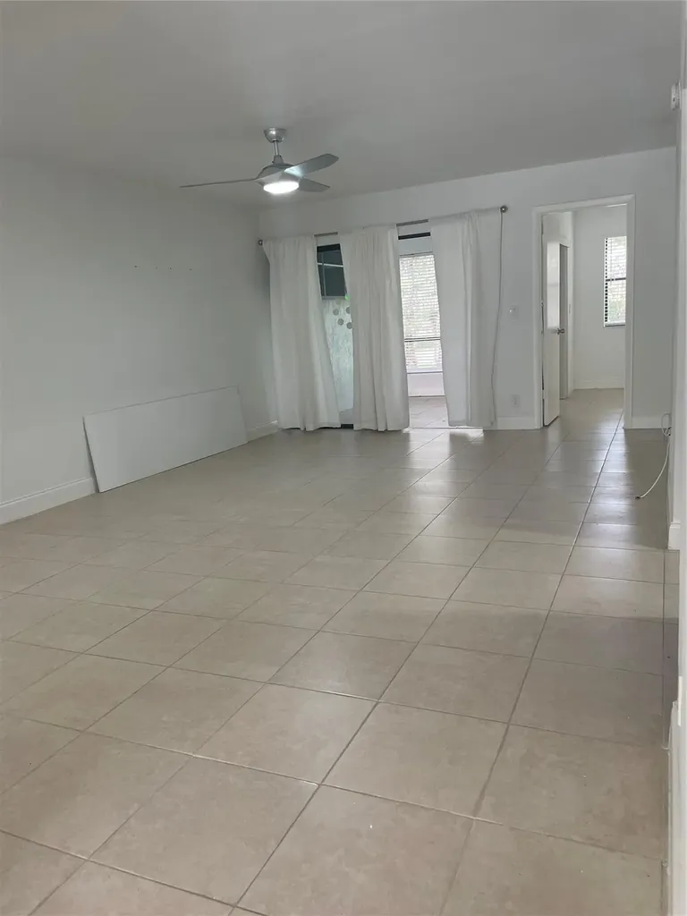 8745 Shadow Wood Boulevard Coral Springs FL 33071