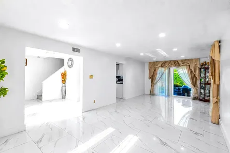 3111 Thames Way Miramar FL 33025