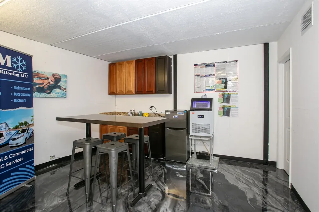 1769 Blount Road Pompano Beach FL 33069
