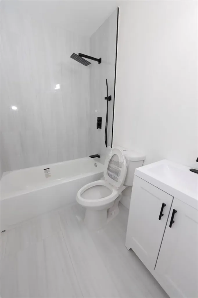 2510 NE 3rd Avenue Pompano Beach FL 33064