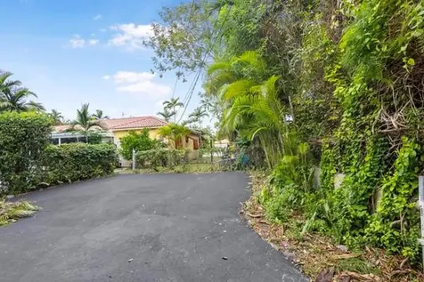 54 NE 103rd Street Miami Shores FL 33138