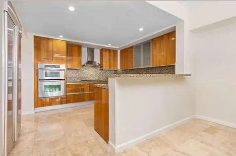 45 Hendricks Isle Fort Lauderdale FL 33301