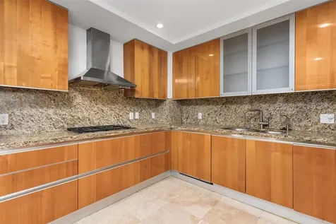 45 Hendricks Isle Fort Lauderdale FL 33301