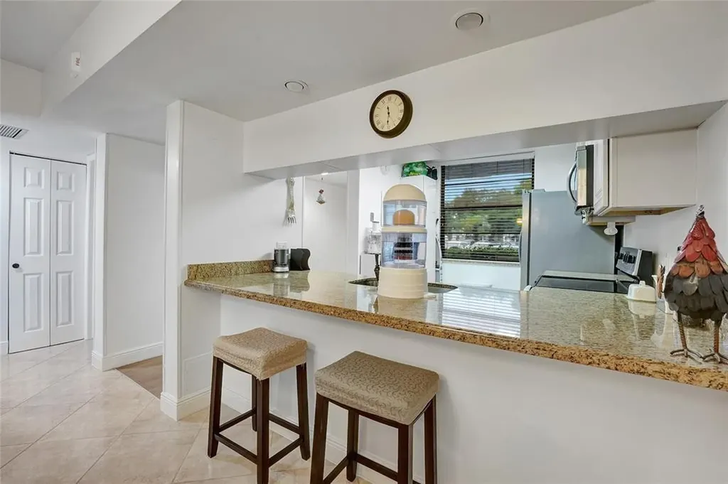 1502 Whitehall Drive Davie FL 33324