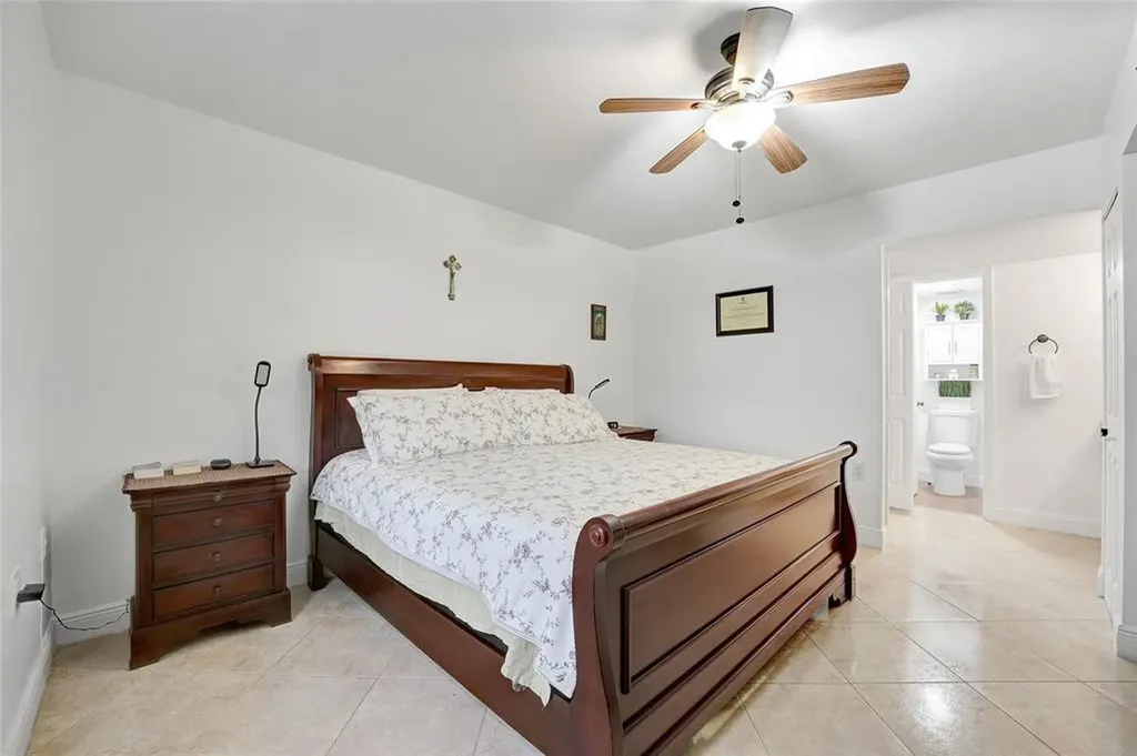 1502 Whitehall Drive Davie FL 33324