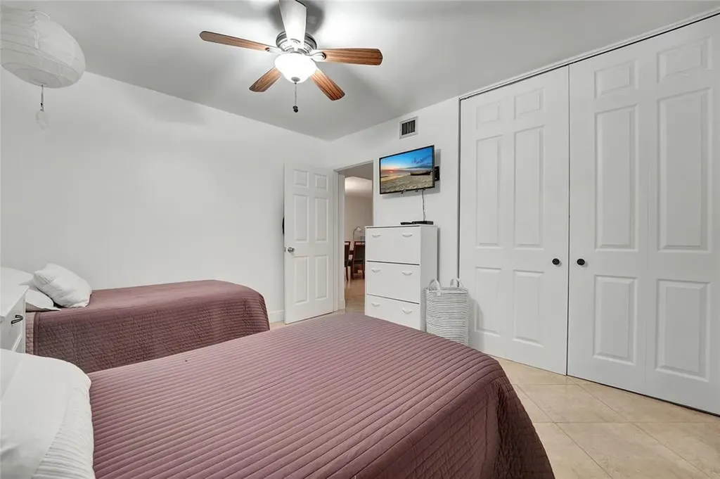 1502 Whitehall Drive Davie FL 33324