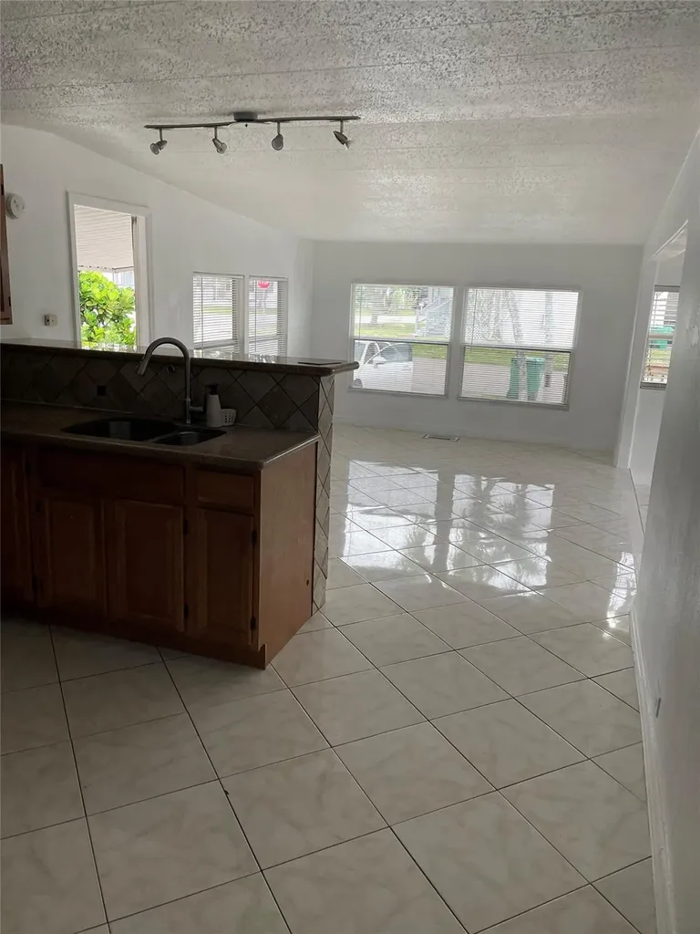 8580 SW 23rd Place Davie FL 33324