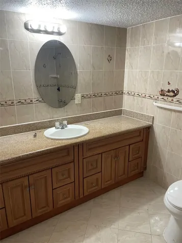 8580 SW 23rd Place Davie FL 33324