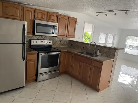 8580 SW 23rd Place Davie FL 33324