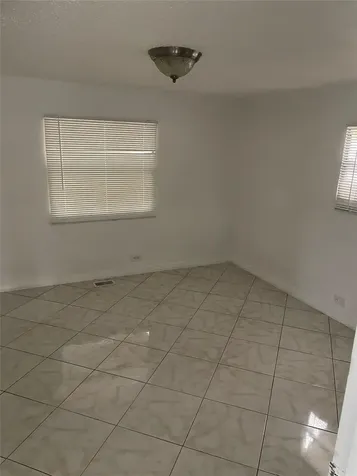 8580 SW 23rd Place Davie FL 33324