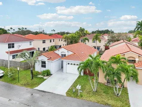 7330 Flores Way Margate FL 33063